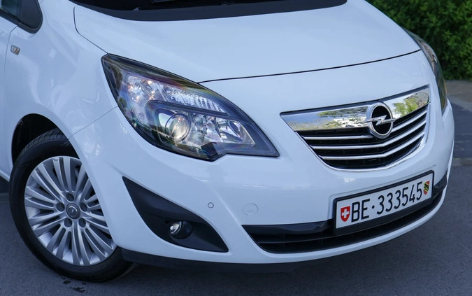 Opel Meriva cena 27900 przebieg: 174111, rok produkcji 2011 z Radom małe 631